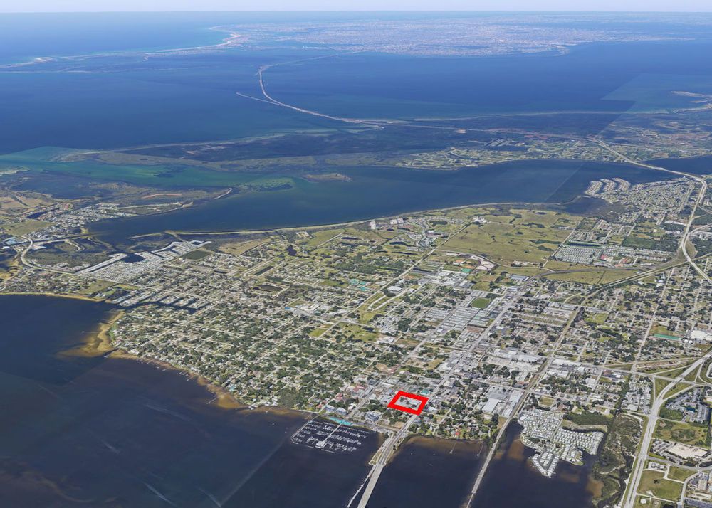 Thornton Site: 405 8th Ave W, Palmetto, FL 34221